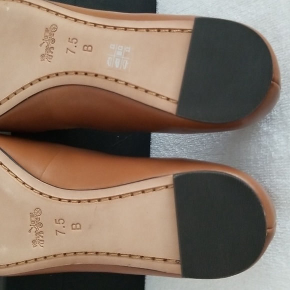 New Coach Farrell Leather Embellished Flats - Picture 7 of 10